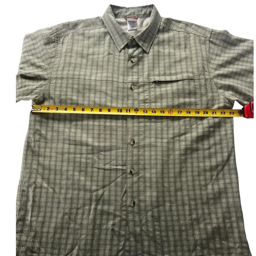 The North Face Men's L Button‎ Front Short Sleeve Shirt Green Check Lightweight